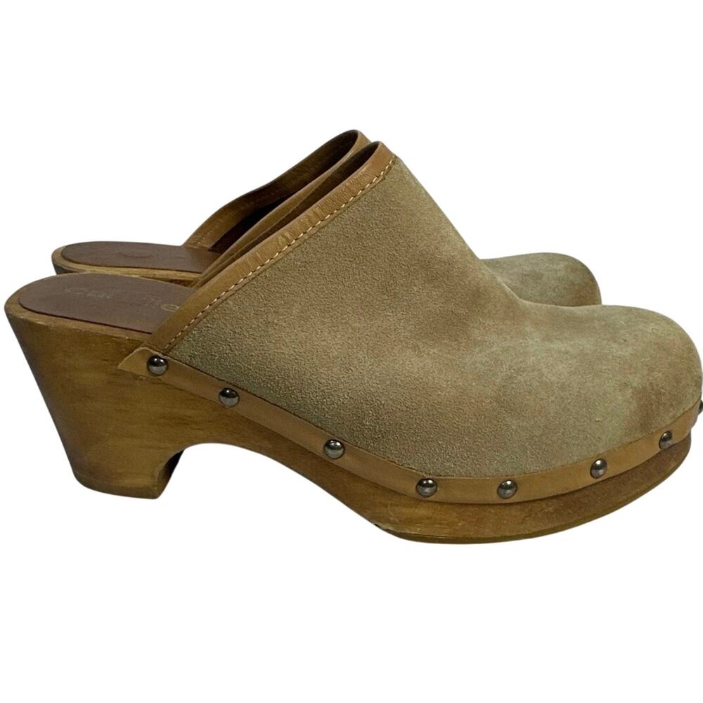 Vintage 1990s Candie's women's tan suede wooden platform clogs w/studded accents